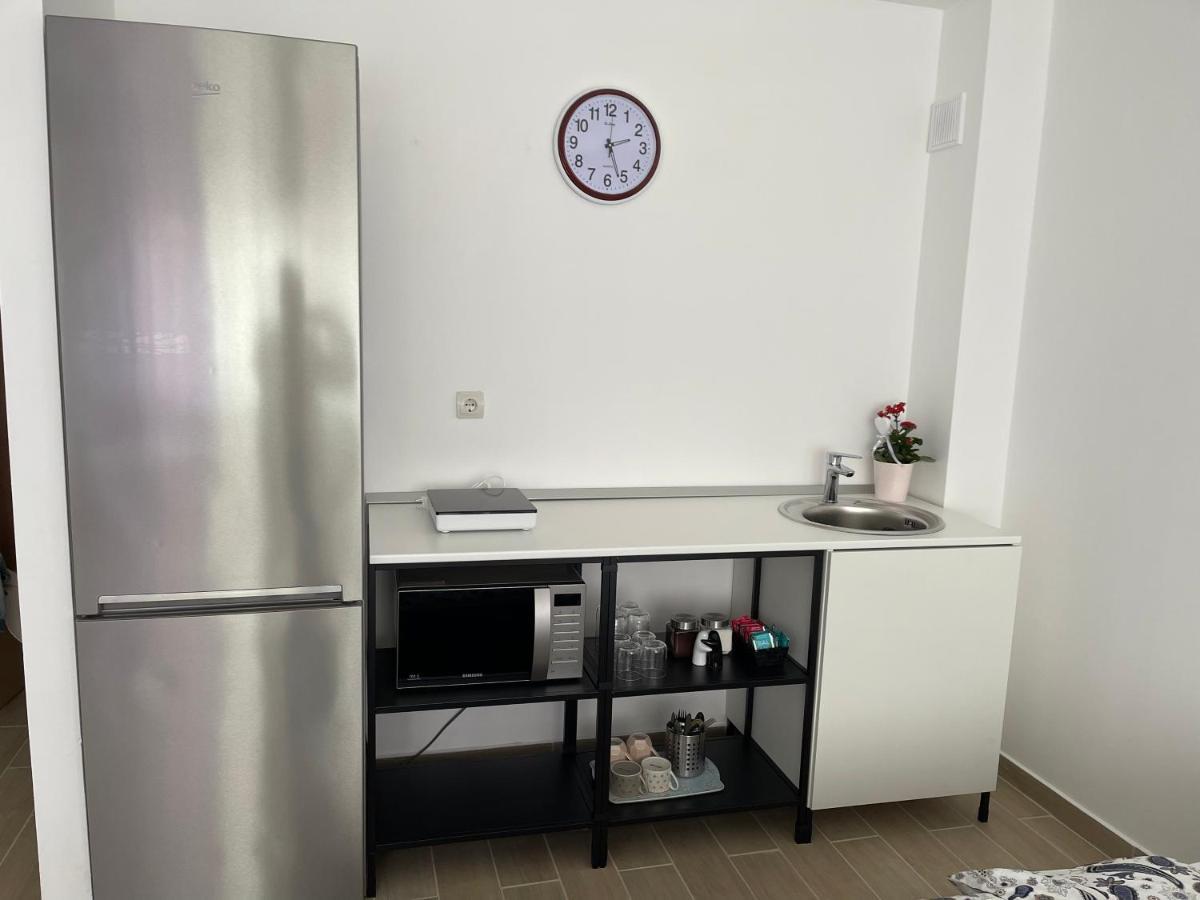 Zeini - Garsoniera Constanta Apartment Екстериор снимка